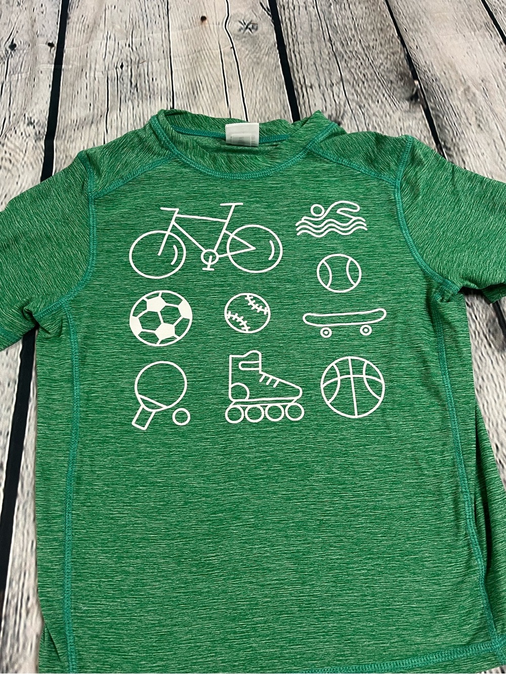 Hanna Andersson active tee size 5
